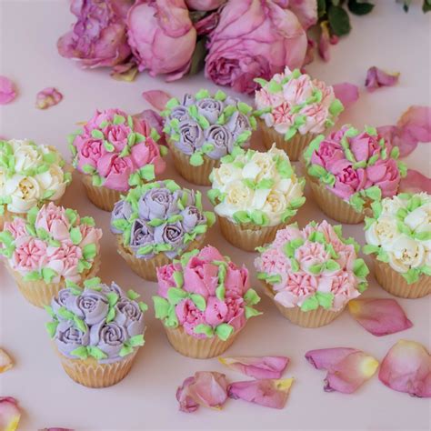 mother's day bouquet cupcakes